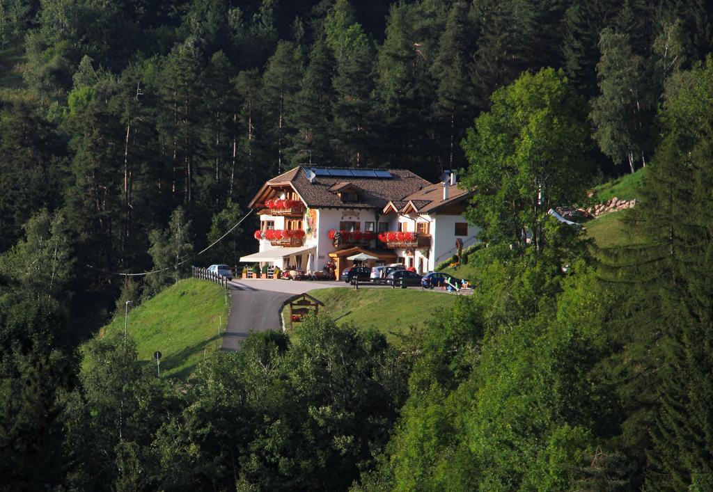 Agritur Fior Di Bosco Hotel Valfloriana Buitenkant foto